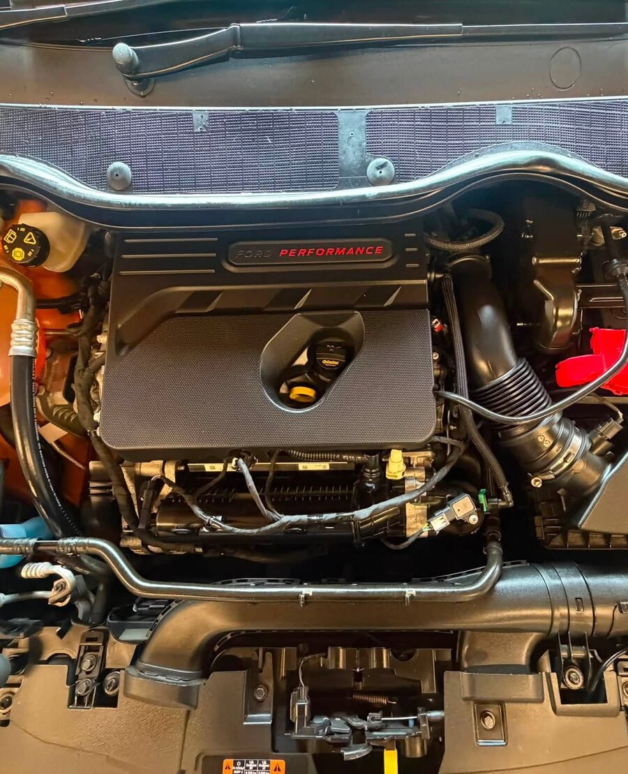 Ford Performance engine bay – remapping and performance tuning at ASR